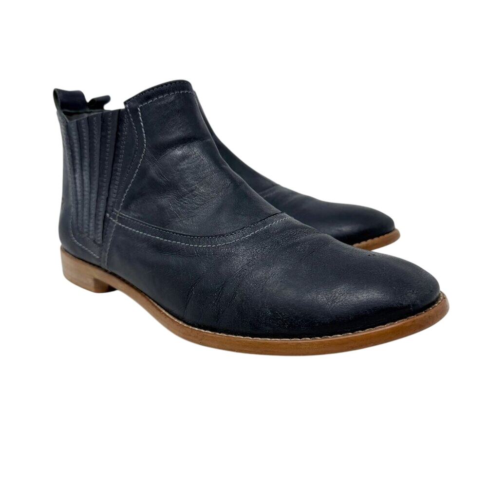 Bed Stu ROAN Gray Leather Flat Ankle Boots Women's Size 10 EUC Pull On